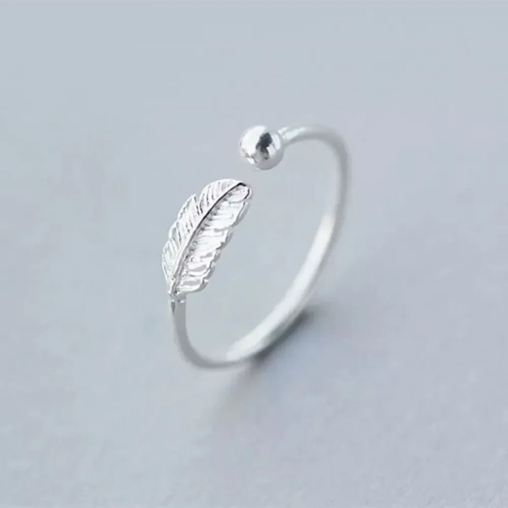 100% Sterling silver 925 Leaf 🍃adjustable ring